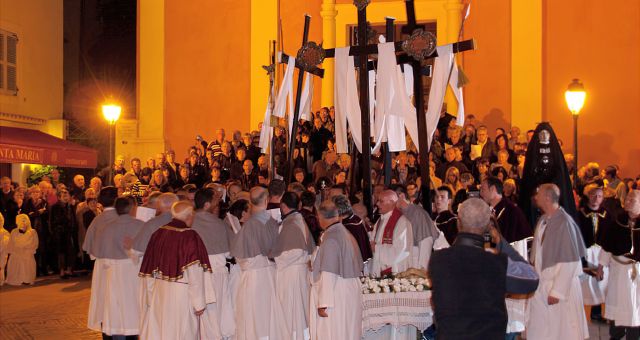 Fêtes religieuses en Corse